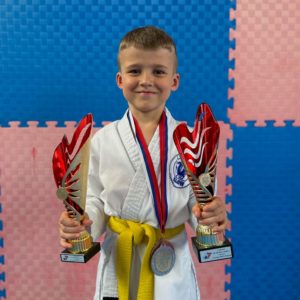 9948fce3-fe3b-494e-8c02-298bffbf3607