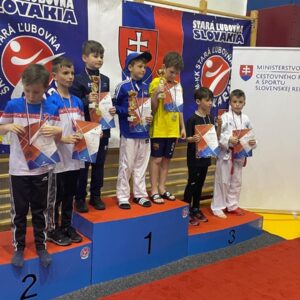 a81b6195-58ad-4ce6-808a-fe7d7ac5bf54-min